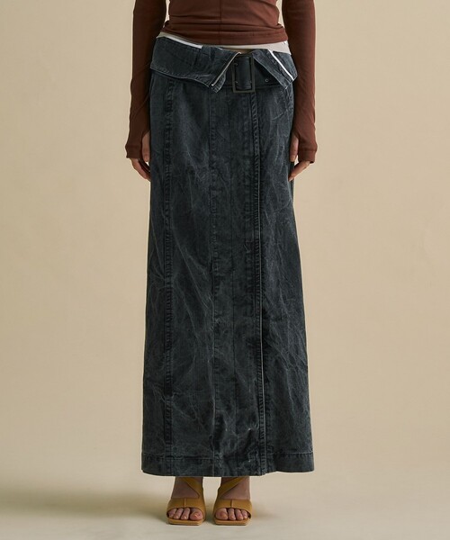 UNITED TOKYO（ユナイテッドトウキョウ）の「2way Waist Belted Denim Skirt｜細見え/秋服（スカート・レディース・ホワイト/ブラック・2/1）」の5枚目の写真