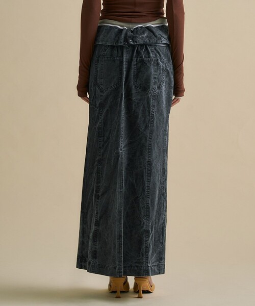UNITED TOKYO（ユナイテッドトウキョウ）の「2way Waist Belted Denim Skirt｜細見え/秋服（スカート・レディース・ホワイト/ブラック・2/1）」の7枚目の写真