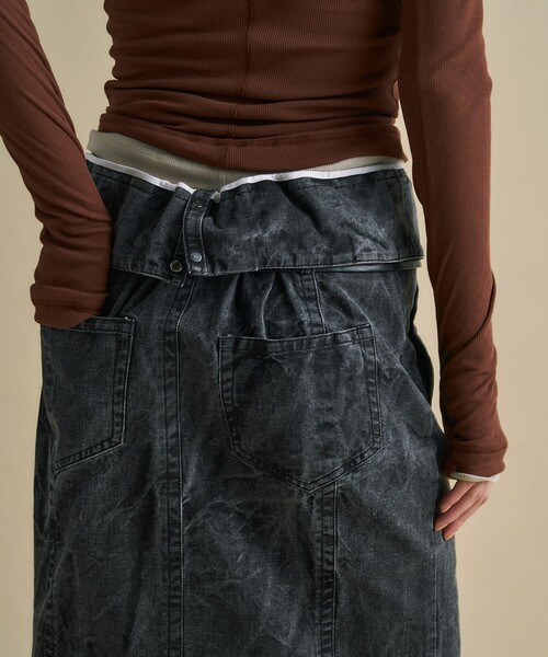 UNITED TOKYO（ユナイテッドトウキョウ）の「2way Waist Belted Denim Skirt｜細見え/秋服（スカート・レディース・ホワイト/ブラック・2/1）」の12枚目の写真
