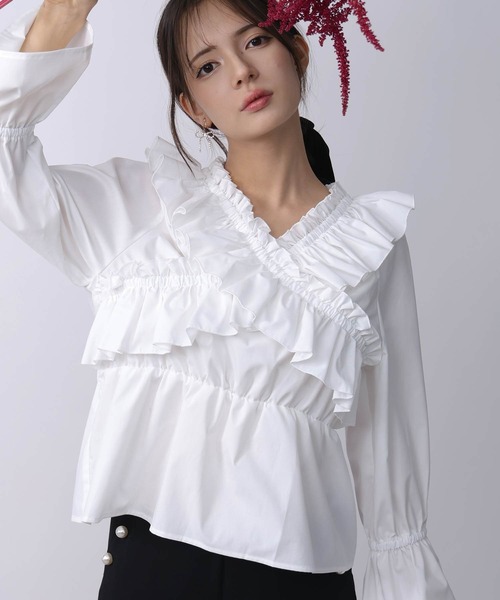 PICCIN PERLA（ピッチンペルラ）の「フリルペプラムブラウス（シャツ/ブラウス・レディース・オフホワイト/ブラック・M）」の10枚目の写真