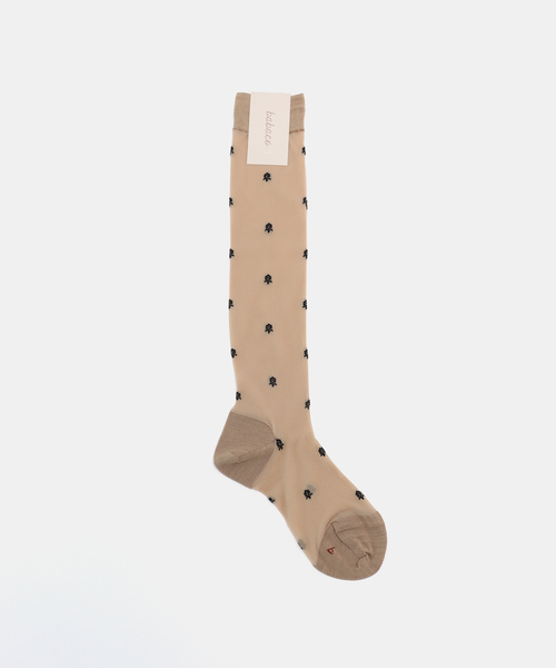 IENA（イエナ）の「babaco/ババコ Flower Socks 靴下 BA02-BN51（ソックス/靴下・レディース・ベージュ/アイボリー・FREE）」の2枚目の写真