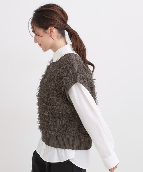 Cutie Blonde(キューティーブロンド)の「【前後2WAY】着るだけで着映える ループヤーンベスト(ベスト・レディース・ブラウン系その他/ライトベージュ/グリーン系・00)」の21枚目の写真