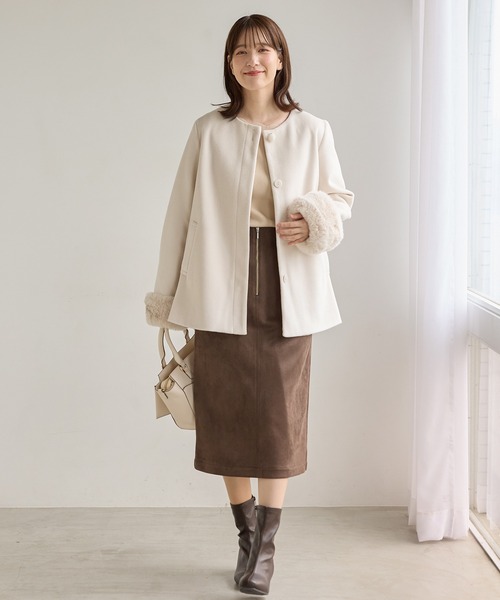 Honeys（ハニーズ）の「ファー付ノーカラーコート（ノーカラーコート・レディース・ライトグレー/モカ/ネイビー/アイボリー・S/M/LL/L/3L）」の7枚目の写真