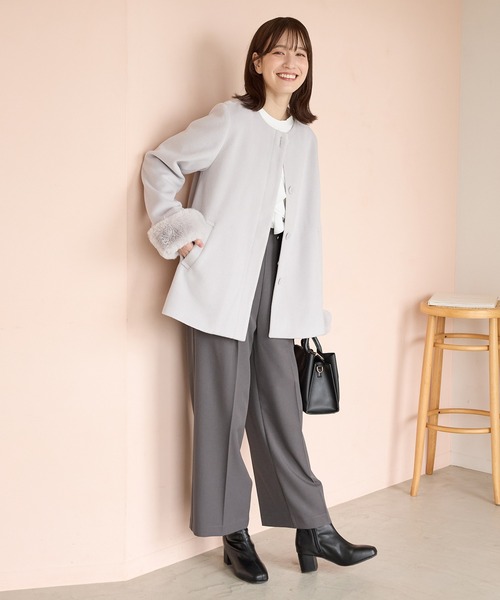 Honeys（ハニーズ）の「ファー付ノーカラーコート（ノーカラーコート・レディース・ライトグレー/モカ/ネイビー/アイボリー・S/M/LL/L/3L）」の17枚目の写真