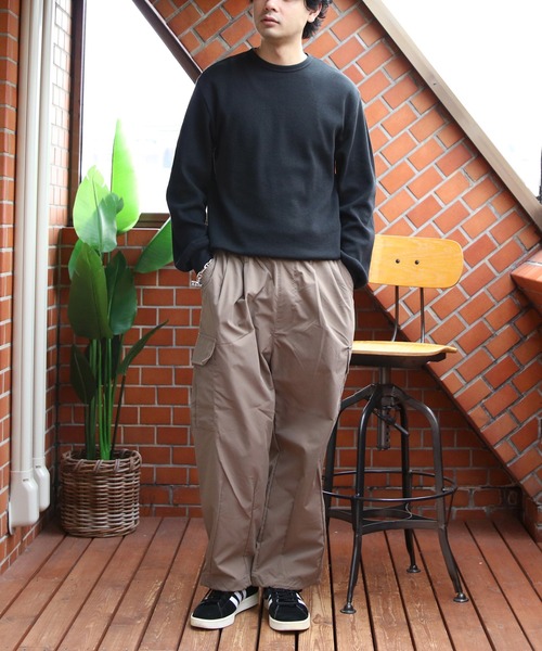 8(eight)(エイト)の「ポリ撥水バルーンカーゴパンツ(カーゴパンツ・メンズ・カーキ/ライトベージュ/ブラック/モカ・X-LARGE/MEDIUM/LARGE)」の14枚目の写真