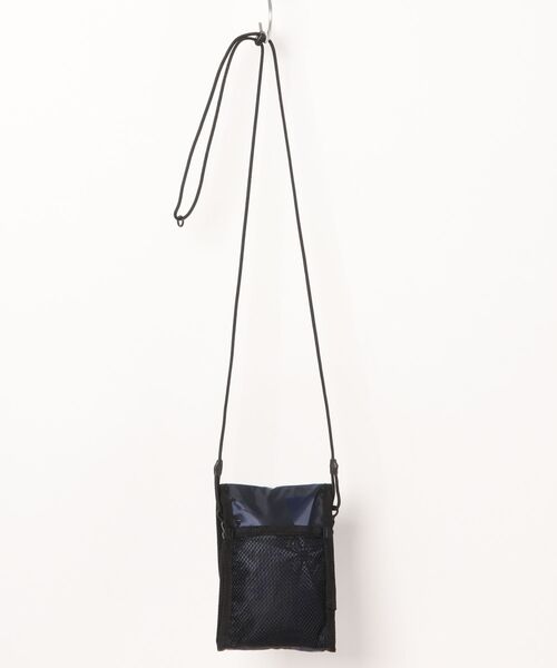 NEW ERA（ニューエラ）の「【NEW ERA/ニューエラ】NECK POUCH PENDLETON（ショルダーバッグ・メンズ・ブラック・FREE）」の2枚目の写真