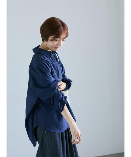 Lugnoncure（ルノンキュール）の「無地/柄アソートレギュラーオーバーシャツ（シャツ/ブラウス・レディース・オフホワイト/ネイビー/ベージュ/ブラック・F）」の4枚目の写真