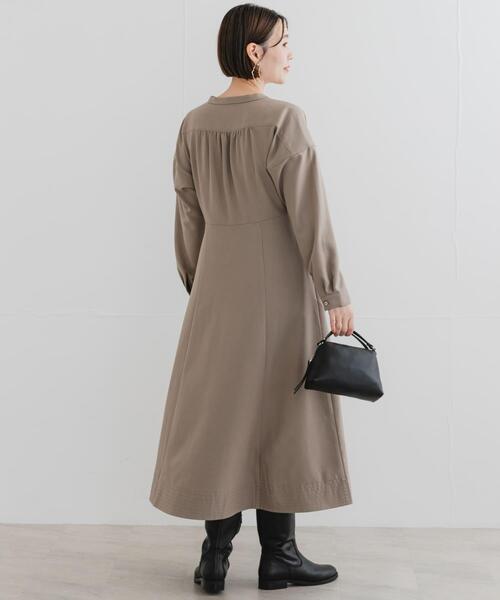 F by ROSSO(エフバイロッソ)の「『UR TECH SMOOTHLUXE』F by ROSSO キーネックワンピース(ワンピース・レディース・ベージュ/ブラック/チャコールグレー・36/38)」の14枚目の写真