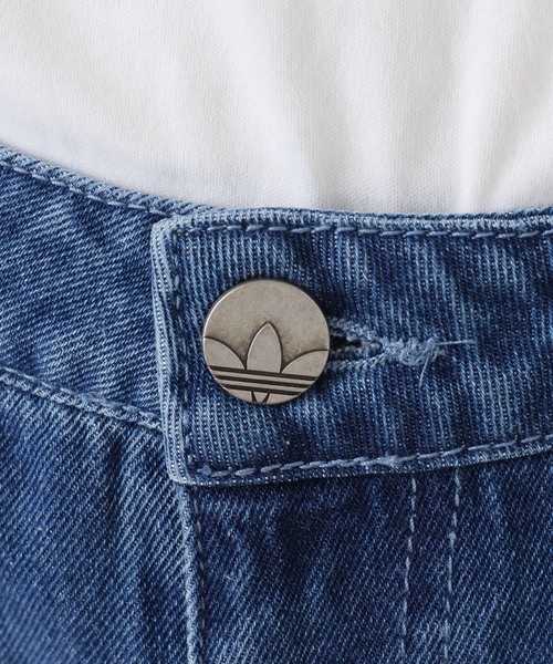 adidas(アディダス)の「adidas / アディダス DENIM 3S PANT(デニムパンツ・レディース・サックスブルー・25/24)」の15枚目の写真