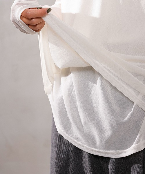 en CAnAF(エンカナフ)の「【新色追加】ハイネック シアー トップス(Tシャツ/カットソー・レディース・レッド/ブラウン/ホワイト/ブラック/チャコールグレー/ボルドー/ピンク・フリー)」の8枚目の写真