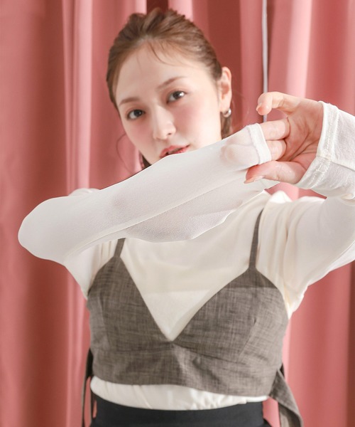 en CAnAF(エンカナフ)の「【新色追加】ハイネック シアー トップス(Tシャツ/カットソー・レディース・レッド/ブラウン/ホワイト/ブラック/チャコールグレー/ボルドー/ピンク・フリー)」の15枚目の写真