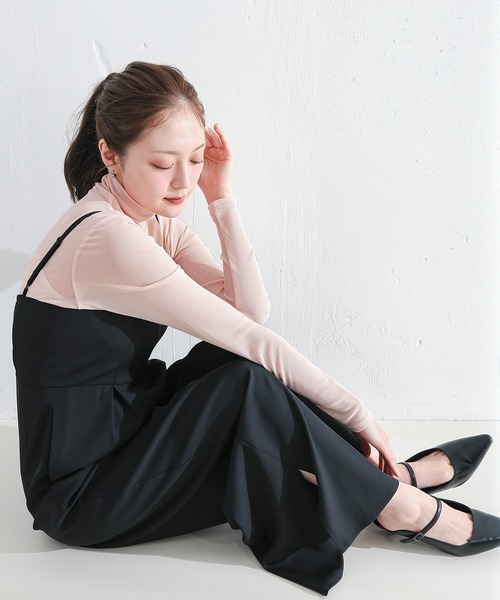 en CAnAF(エンカナフ)の「【新色追加】ハイネック シアー トップス(Tシャツ/カットソー・レディース・レッド/ブラウン/ホワイト/ブラック/チャコールグレー/ボルドー/ピンク・フリー)」の19枚目の写真