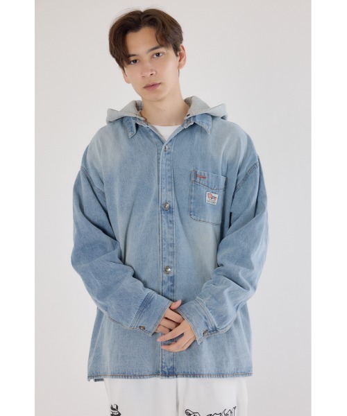 RODEO CROWNS WIDE BOWL（ロデオクラウンズワイドボウル）の「フーデッドデニムシャツジャケット（デニムジャケット・メンズ・ブラック/ライトブルー・LARGE/MEDIUM）」の9枚目の写真