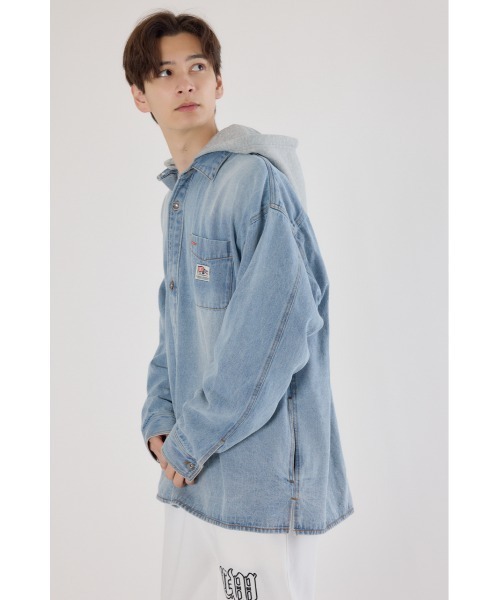 RODEO CROWNS WIDE BOWL（ロデオクラウンズワイドボウル）の「フーデッドデニムシャツジャケット（デニムジャケット・メンズ・ブラック/ライトブルー・LARGE/MEDIUM）」の11枚目の写真