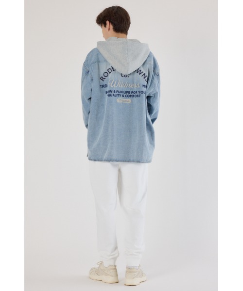 RODEO CROWNS WIDE BOWL（ロデオクラウンズワイドボウル）の「フーデッドデニムシャツジャケット（デニムジャケット・メンズ・ブラック/ライトブルー・LARGE/MEDIUM）」の16枚目の写真