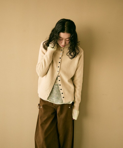 Lutim by u（ルチバイユー）の「Square button high-neck knit / スクエアボタンハイネックニット（カーディガン/ボレロ・レディース・グレー/ベージュ/イエロー・FREE）」の6枚目の写真