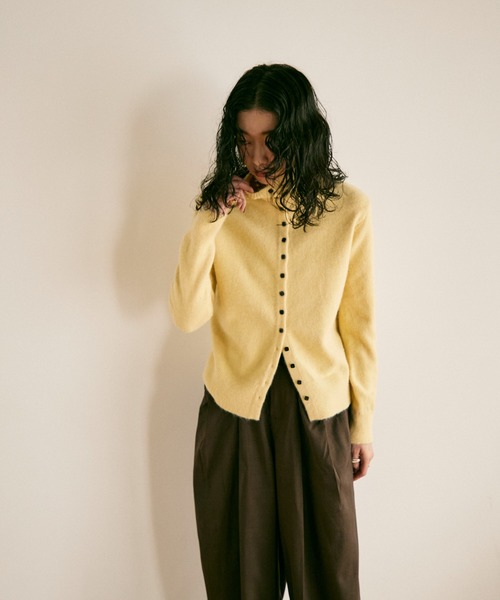 Lutim by u（ルチバイユー）の「Square button high-neck knit / スクエアボタンハイネックニット（カーディガン/ボレロ・レディース・グレー/ベージュ/イエロー・FREE）」の19枚目の写真