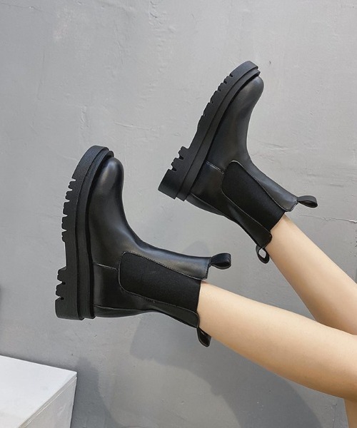 yuue' ( wear )(ユーイ)の「厚底サイドゴアショートブーツ(ブーツ・レディース・ブラック・23.5cm/24.5cm)」の5枚目の写真