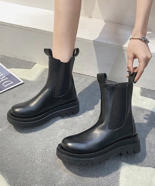 yuue' ( wear )(ユーイ)の「厚底サイドゴアショートブーツ(ブーツ・レディース・ブラック・23.5cm/24.5cm)」の7枚目の写真