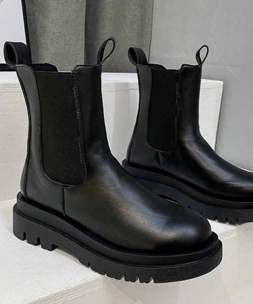 yuue' ( wear )(ユーイ)の「厚底サイドゴアショートブーツ(ブーツ・レディース・ブラック・23.5cm/24.5cm)」の11枚目の写真