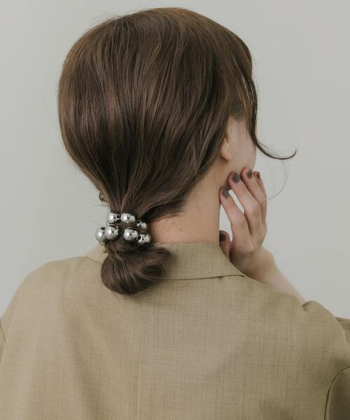 SMELLY(スメリー)の「メタルボールヘアゴム(ヘアゴム・レディース・シルバー/ゴールド・-)」の5枚目の写真