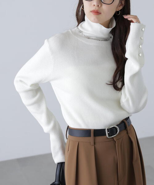 FREE'S MART（フリーズマート）の「◆〈ＭＦＭ〉袖金ボタンリブタートルニット（ニット/セーター・レディース・ホワイト/ピンク/レッド/ブラック/グレー・FREE）」の17枚目の写真