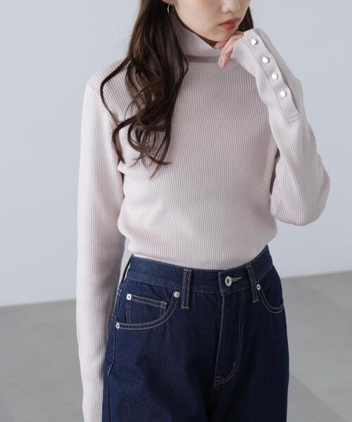 FREE'S MART（フリーズマート）の「◆〈ＭＦＭ〉袖金ボタンリブタートルニット（ニット/セーター・レディース・ホワイト/ピンク/レッド/ブラック/グレー・FREE）」の10枚目の写真