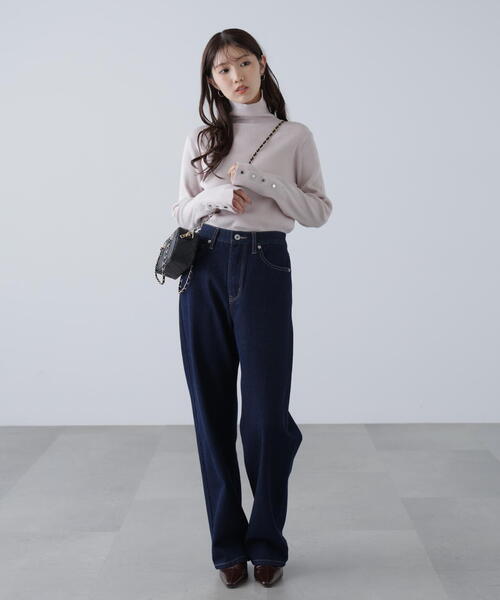 FREE'S MART（フリーズマート）の「◆〈ＭＦＭ〉袖金ボタンリブタートルニット（ニット/セーター・レディース・ホワイト/ピンク/レッド/ブラック/グレー・FREE）」の6枚目の写真