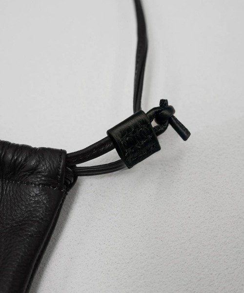 TODAYFUL(トゥデイフル)の「TODAYFUL Leather Compact Purse レザーコンパクトパース/12611017(ショルダーバッグ・レディース・ブラック・ONE SIZE)」の7枚目の写真