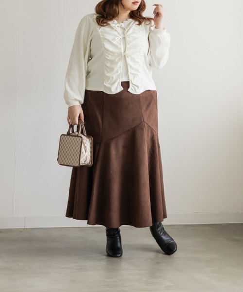 CLETTE(クレット)の「CLETTEオリジナルフロントリボンギャザーデザインカットソー(Tシャツ/カットソー・レディース・テラコッタ/アイボリー/ブラック・LL/3L/4L)」の7枚目の写真