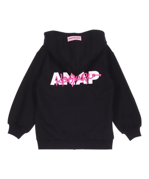 ANAP kids（アナップキッズ）の「KOGYARU×ANAP 2パターン柄 ビックパーカー【親子お揃い】【ジュニアお揃い】（パーカー・キッズ・ブラック/ピンク・110/120/130）」の11枚目の写真