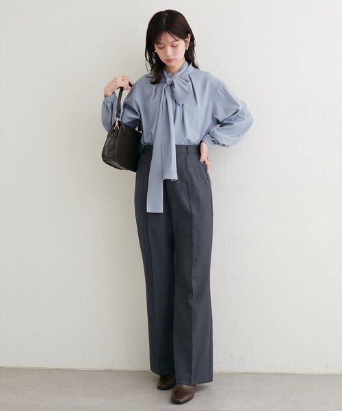 natural couture(ナチュラルクチュール)の「ボウタイリボンブラウス(シャツ/ブラウス・レディース・ブラック/サックスブルー/オフホワイト/ピンク・FREE)」の14枚目の写真