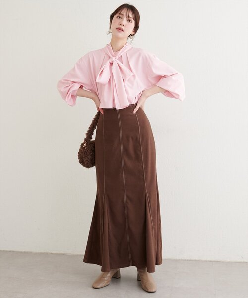 natural couture(ナチュラルクチュール)の「ボウタイリボンブラウス(シャツ/ブラウス・レディース・ブラック/サックスブルー/オフホワイト/ピンク・FREE)」の19枚目の写真