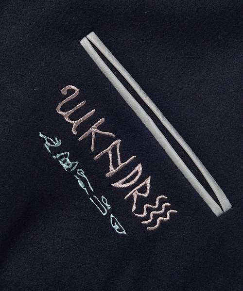 WKNDRS(ウィーキャンドース)の「ILLUMINATI STADIUM JK (NAVY)(スタジャン・レディース・その他・MEDIUM/LARGE/X-LARGE)」の4枚目の写真