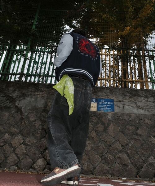 WKNDRS(ウィーキャンドース)の「ILLUMINATI STADIUM JK (NAVY)(スタジャン・レディース・その他・MEDIUM/LARGE/X-LARGE)」の11枚目の写真