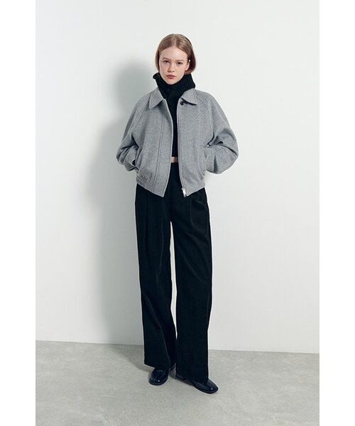 MUSINSA STANDARD WOMAN（ムシンサスタンダードウーマン）の「ウィメンズワンタックワイドコーデュロイパンツ[ブラック]（その他パンツ・レディース・その他・29/28/24/25/26/27/30）」の7枚目の写真