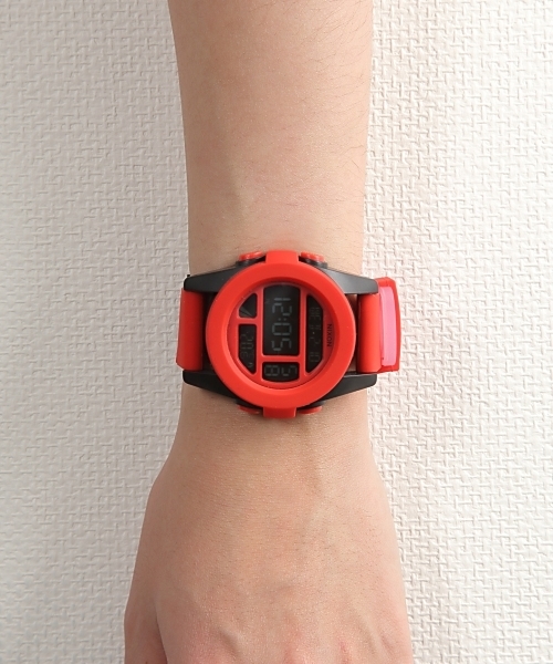 NIXON（ニクソン）の「THE UNIT（アナログ腕時計・メンズ・グリーン系その他/ダークブルー/ブルー系その他/レッド系その他/ブラック系その他/チャコールグレー/ガンメタ/ホワイト/コバルトブルー/ブラックミックス/ブラック×レッド・FREE）」の10枚目の写真