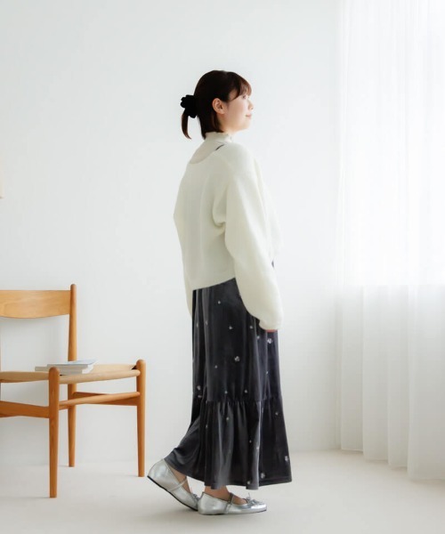 flower（フラワー）の「ベロアエンブロイダリーワンピース（ワンピース・レディース・グレー/ブラック・FREE）」の14枚目の写真