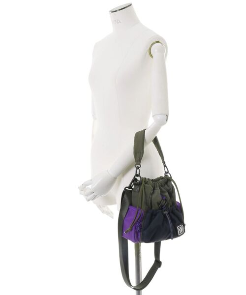 UN3D.（アンスリード）の「【WEB限定】2WAY POCKET NYLON SHOULDER / 2WAYポケットナイロンショルダー（ショルダーバッグ・レディース・ブラック/その他1・FREE）」の13枚目の写真