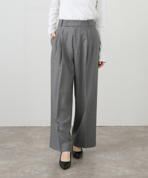 La TOTALITE(ラトータリテ)の「【洗える】タックワイドパンツ(スラックス・レディース・チャコールグレー/ホワイト・36/38)」の1枚目の写真