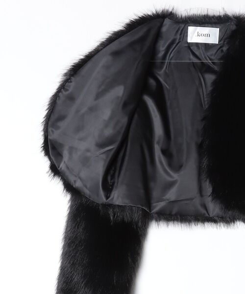.KOM(ドットコム)の「A'GEM/9 × .kom 『.KOMZ/ドットケーオーエムゼット』Glam Faux Fur Short Jacket / グラムフェイクファーショートジャケット(その他アウター・レディース・ホワイト/ライトグレー/ブラック・FREE)」の15枚目の写真
