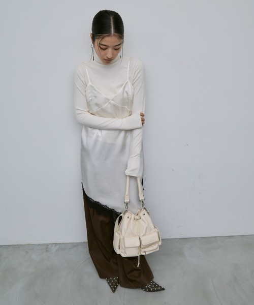 AIC.(エーアイシー)の「アシンメトリーレースサテンワンピース(ワンピース・レディース・ブラック/アイボリー・FREE)」の6枚目の写真