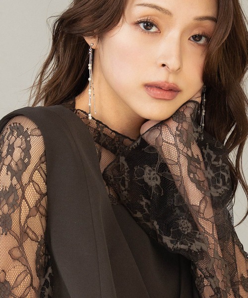 girl(ガール)の「フェイクパール チェーン ロングピアス シルバー ゴールド 両耳用 アクセサリー(ピアス(両耳用)・レディース・シルバー/ゴールド・-)」の1枚目の写真