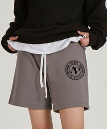 スポーティエンブレムコンフォータブルワッフル裏毛ショートパンツ_グレー