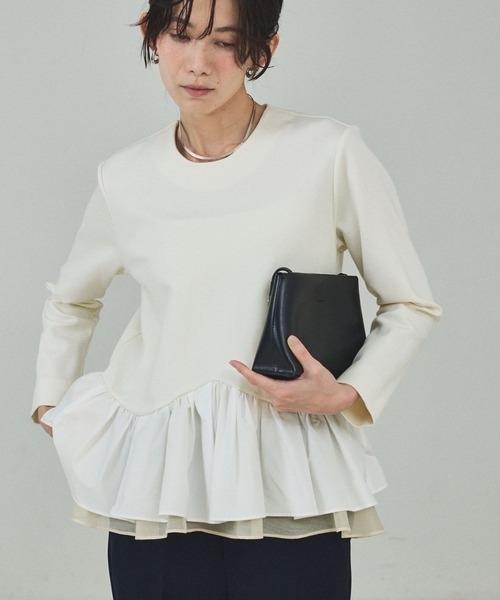 qualite（カリテ）の「タフタコンビプルオーバー/オケージョン/セレモニー/フォーマル/オフィスカジュアル（シャツ/ブラウス・レディース・ダークネイビー/オフホワイト・フリー）」の2枚目の写真