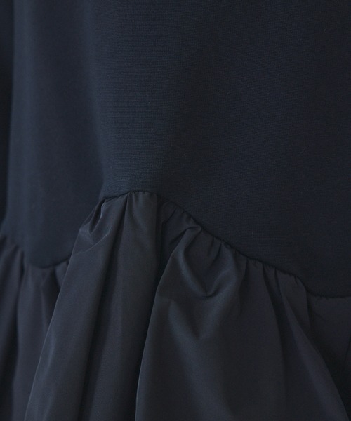qualite（カリテ）の「タフタコンビプルオーバー/オケージョン/セレモニー/フォーマル/オフィスカジュアル（シャツ/ブラウス・レディース・ダークネイビー/オフホワイト・フリー）」の15枚目の写真