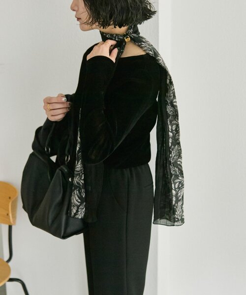 ear PAPILLONNER（イアパピヨネ）の「リング付バイカラーリーフストール（ストール/ショール・レディース・グレイッシュベージュ/ブラック・FREE）」の5枚目の写真