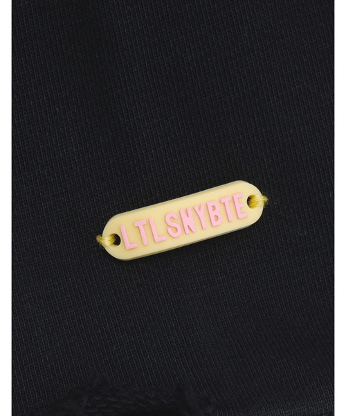 Little sunny bite(リトルサニーバイト)の「【Little Sunny Bite】Jadore LSB hoodie(パーカー・レディース・ブルー/ブラック/ホワイト・MEDIUM/SMALL)」の20枚目の写真