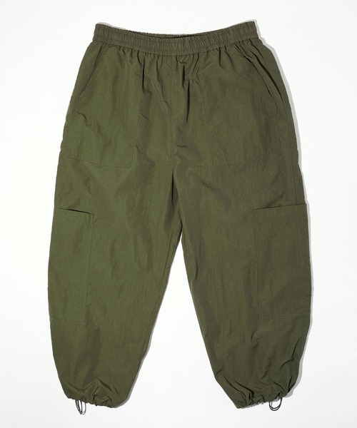 MAISON CLUB(メゾンクラブ)の「【MAISON CLUB】Nylon Ripstop Bigpocket Cargo Pants / ナイロンリップストップビッグポケットカーゴパンツ KKP(カーゴパンツ・メンズ・カーキ/ブラック/ブラウン・L/M)」の19枚目の写真