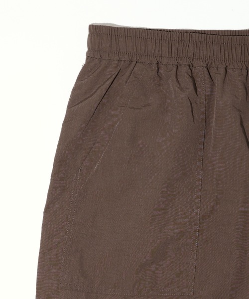 MAISON CLUB(メゾンクラブ)の「【MAISON CLUB】Nylon Ripstop Bigpocket Cargo Pants / ナイロンリップストップビッグポケットカーゴパンツ KKP(カーゴパンツ・メンズ・カーキ/ブラック/ブラウン・L/M)」の15枚目の写真